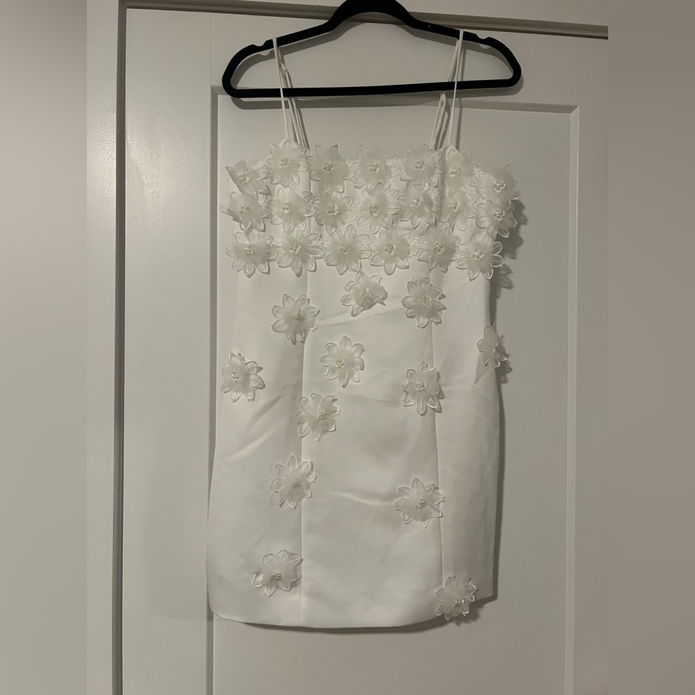 Elliatt's Sutton white minidress